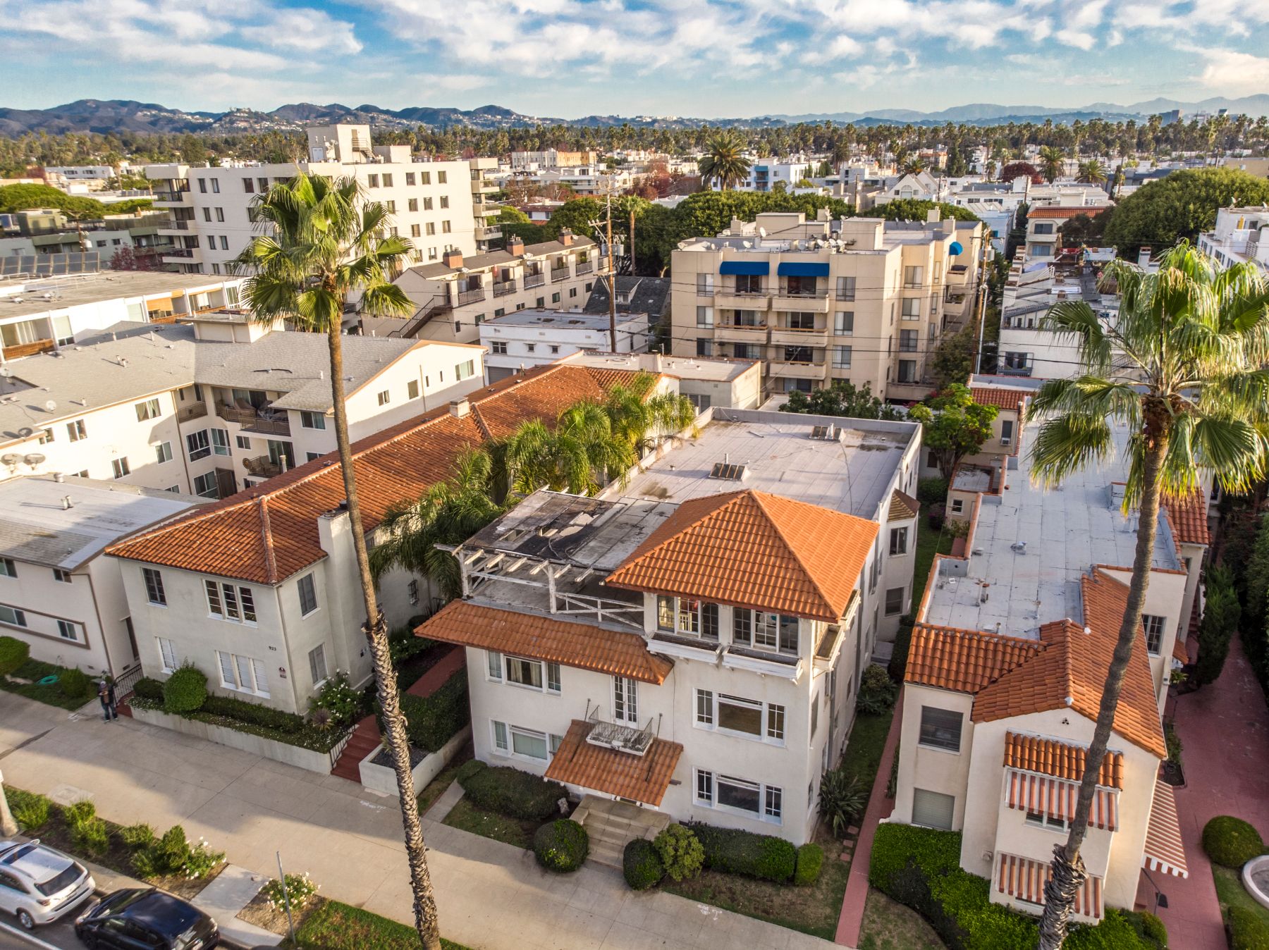 927 Ocean Ave Santa Monica, CA 90403 - Taksa Investment Group